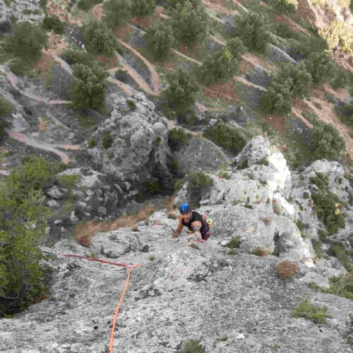 Vía Espagueti IV+/Vº – Escalada de Varios Largos en la Sierra del Castelar (Alcoy)